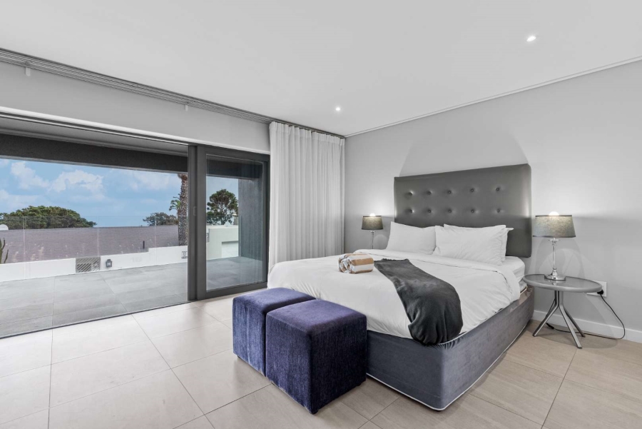 10 Bedroom Property for Sale in Camps Bay Western Cape